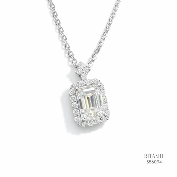 The Emerald Halo Silver Moissanite Necklace 556094