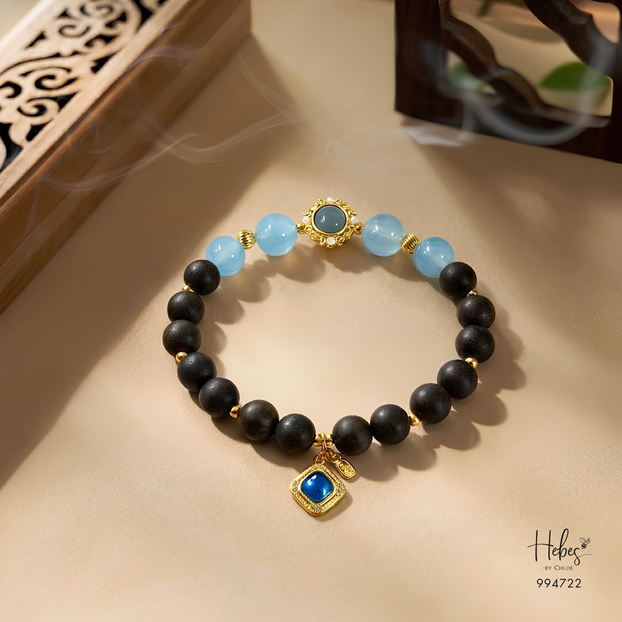 Vietnamese Agarwood & Aquamarine Petal Glow Bracelet 994722